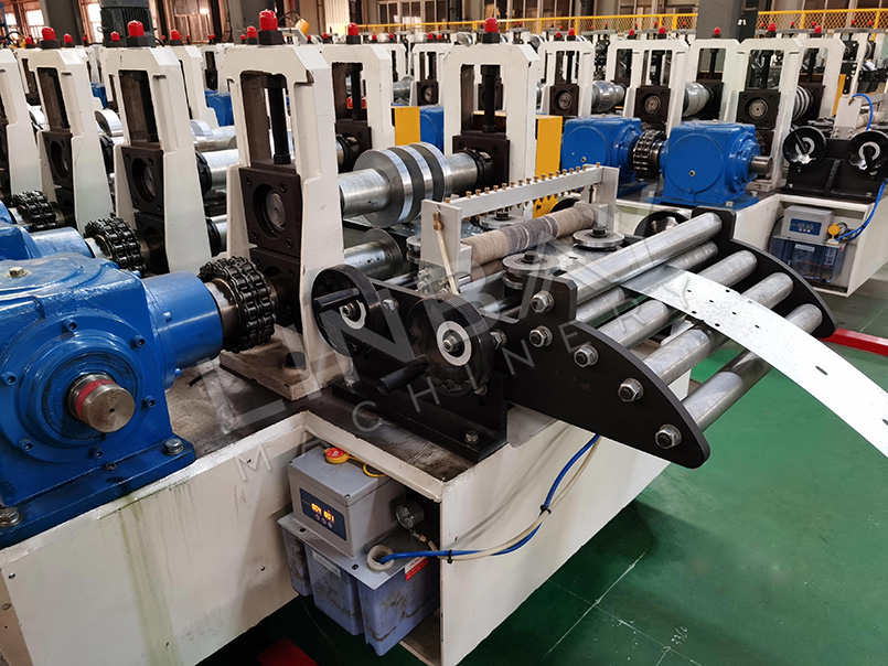 solar rack roll forming machine (6)