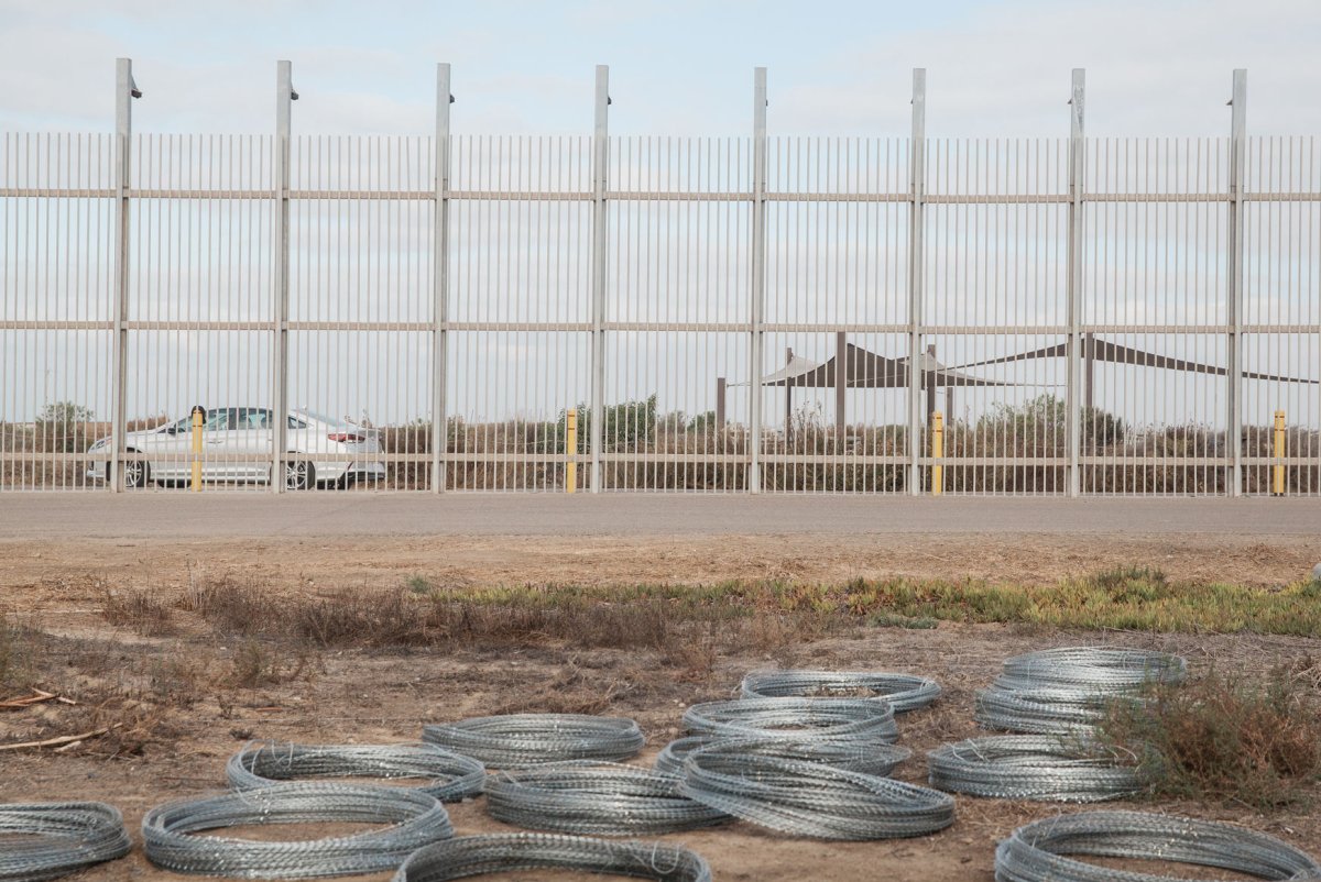 US Concertina Barb Razor Wire - Clip 18