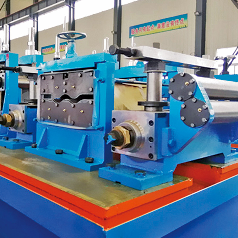 Conventional Round-to-square ERW Pipe Mill (6)