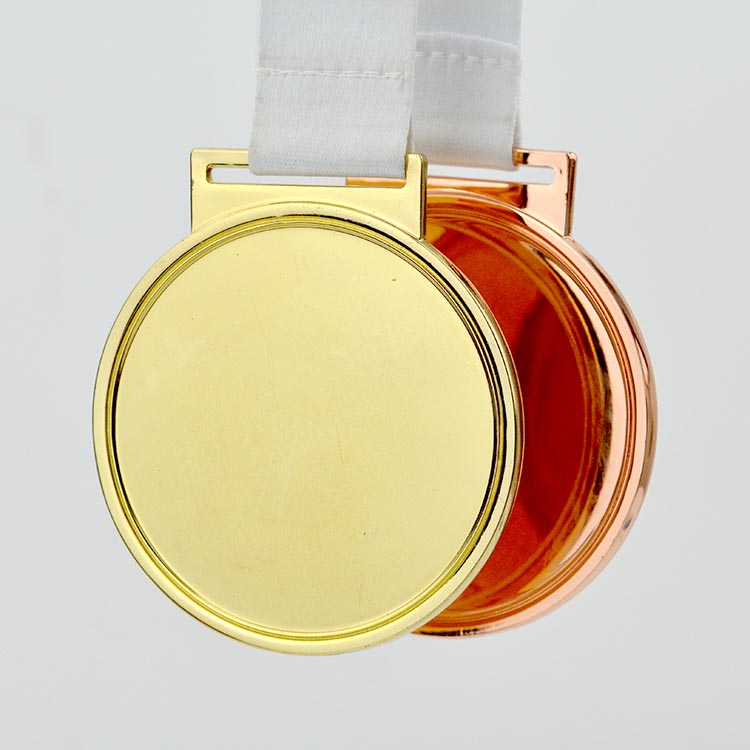 China Artigifts Manufacturer Promotional Cheap Blank Engraved <a href='/medallion/'>Medallion</a> Copper Award Medal Metal Custom Sports Blank Medals